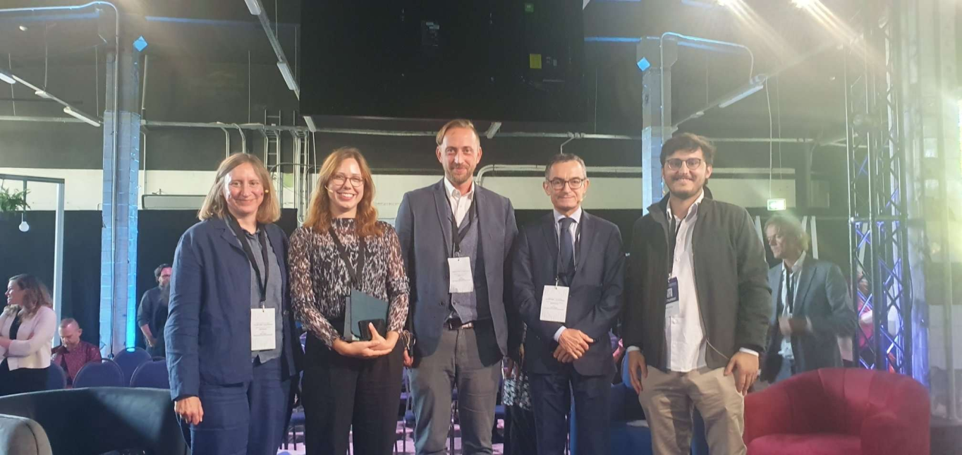 A picture of the speakers of the digital session, from left to right; Sue Bateman, Karolina Iwanska, Krzystof Izdebski, Juan Jesus Torres, Pedro Martin. 
